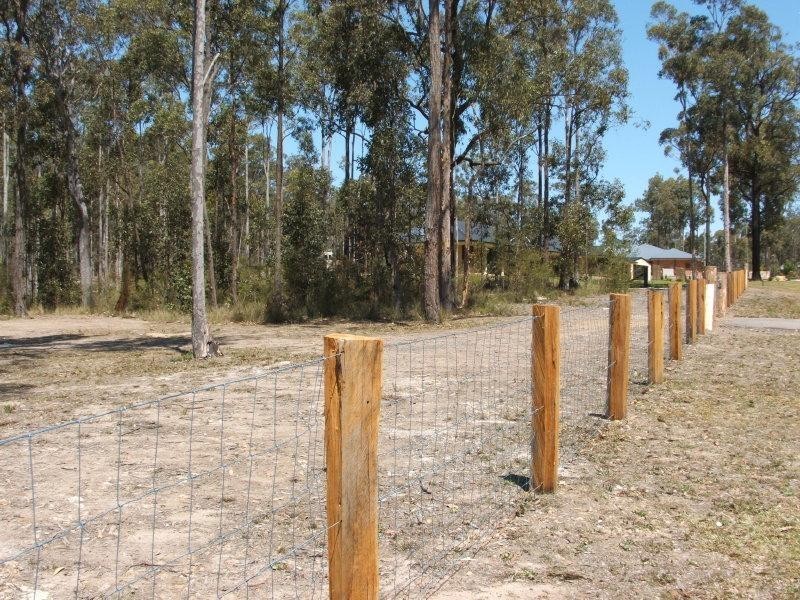 4 Honeyeater Place, Thornton NSW 2322