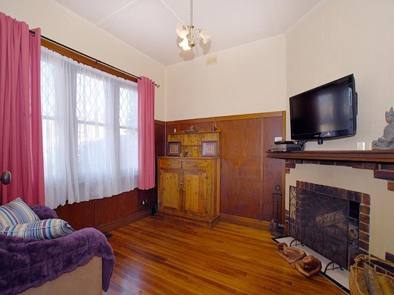 24 Haines Street, Mitcham VIC 3132