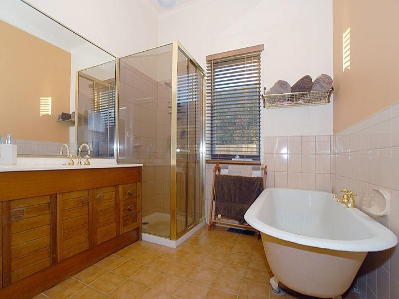 24 Haines Street, Mitcham VIC 3132