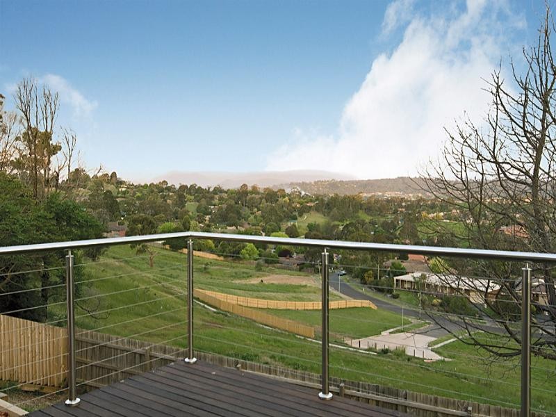 180 Hayrick Lane, Mooroolbark VIC 3138