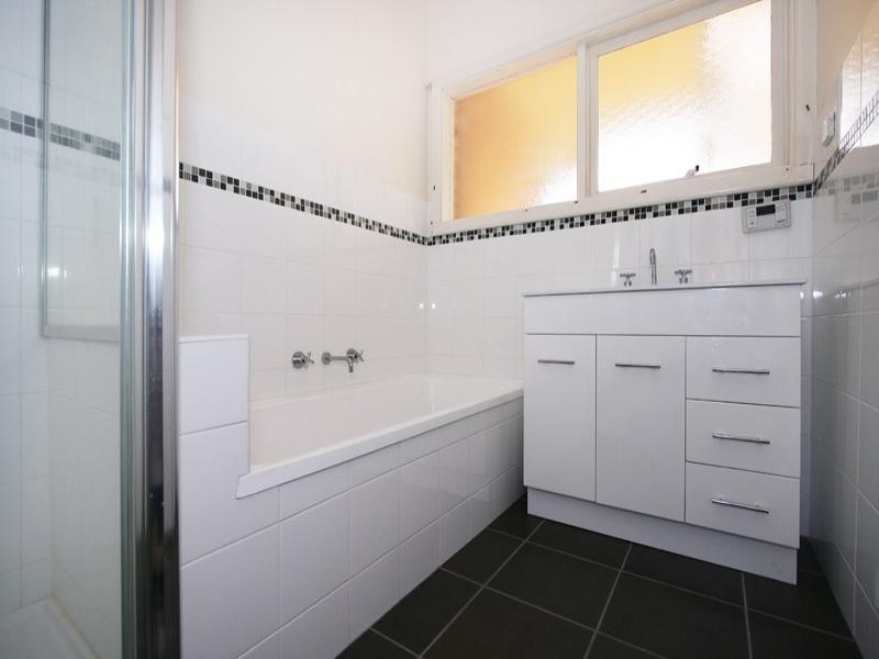 4 Barnic Road, Heathmont VIC 3135