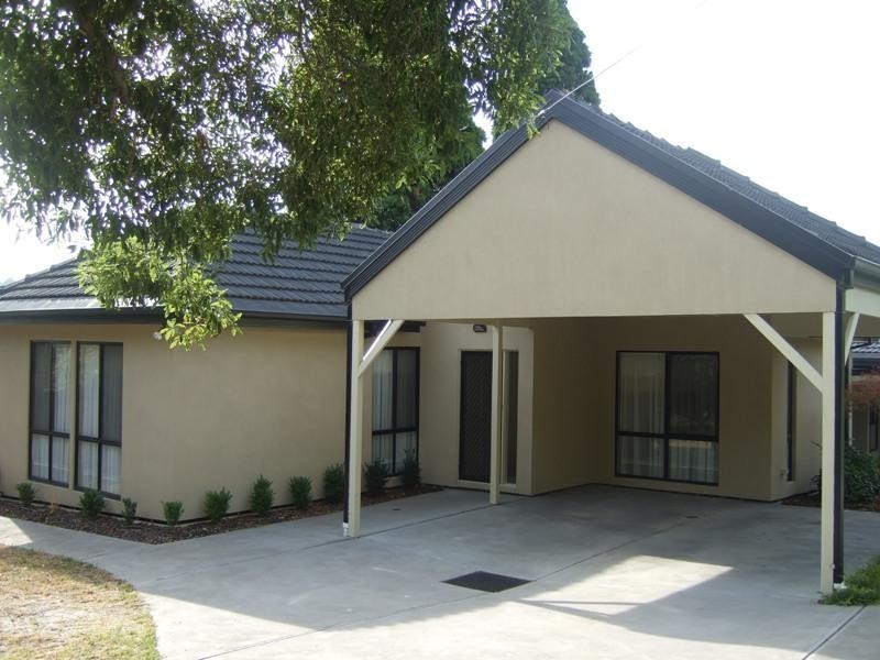 18 Maurice Avenue, Ringwood VIC 3134