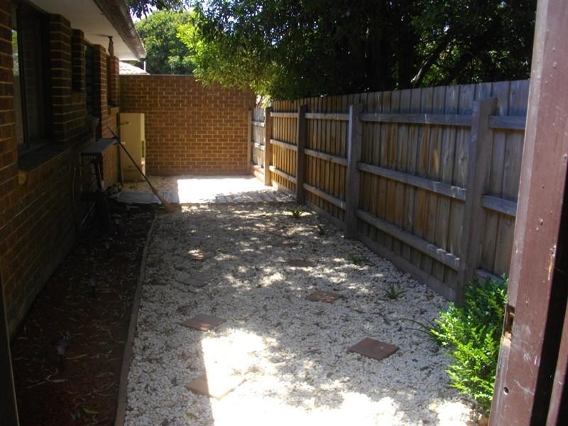 4/3 Mines Road, Ringwood East VIC 3135