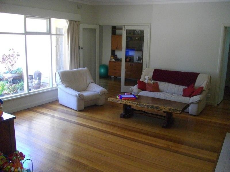 28 Heatherbrae Avenue, Ringwood VIC 3134