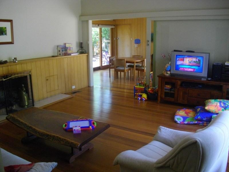 28 Heatherbrae Avenue, Ringwood VIC 3134