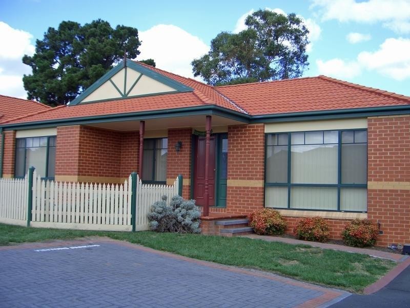 22/15 Lewis Road, Wantirna South VIC 3152