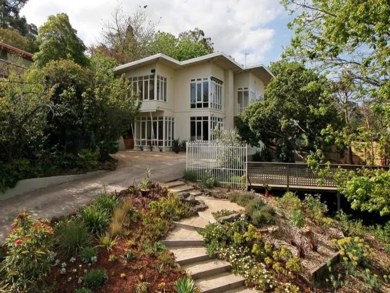 46 Loughnan Road, Ringwood North VIC 3134