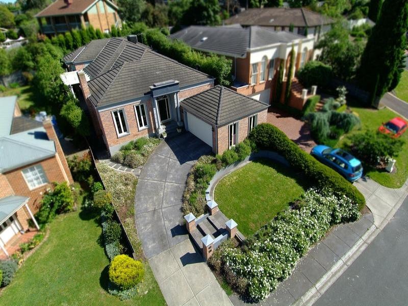 12 Cotswold Close, Vermont VIC 3133