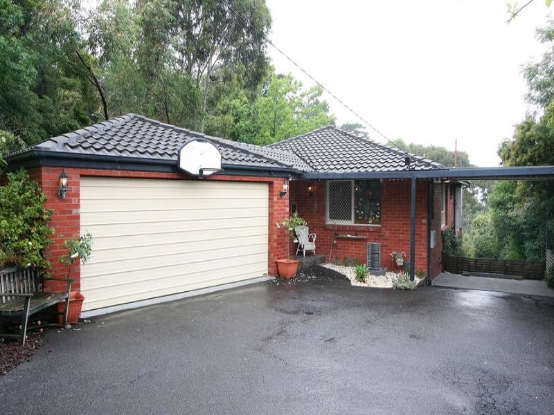 61 Montana Parade, Croydon VIC 3136