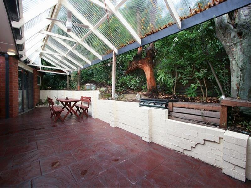 61 Montana Parade, Croydon VIC 3136