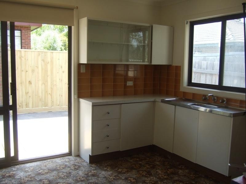 4B Pearwood Avenue, Ringwood VIC 3134