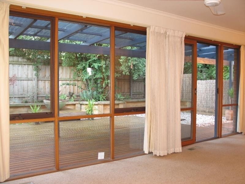 2/8 Berringa Road, Ringwood North VIC 3134