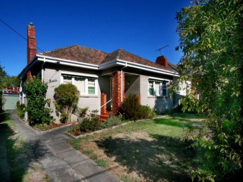 11 James Street, Ringwood VIC 3134