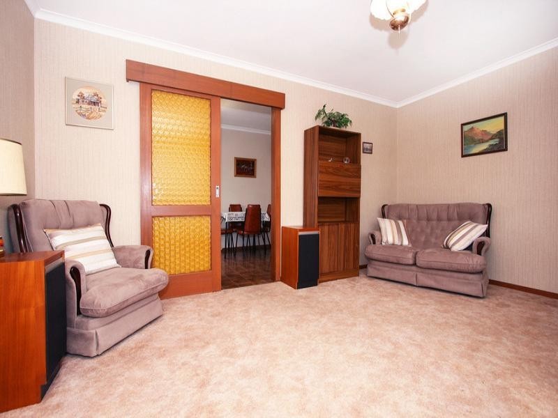 1/4 Barkly Street, Ringwood VIC 3134