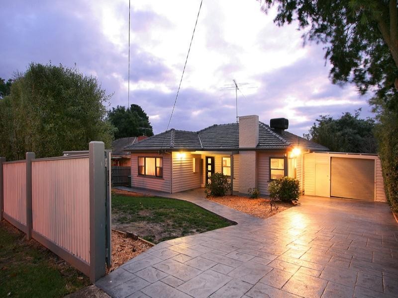 135 Mt Dandenong Road, Ringwood East VIC 3135