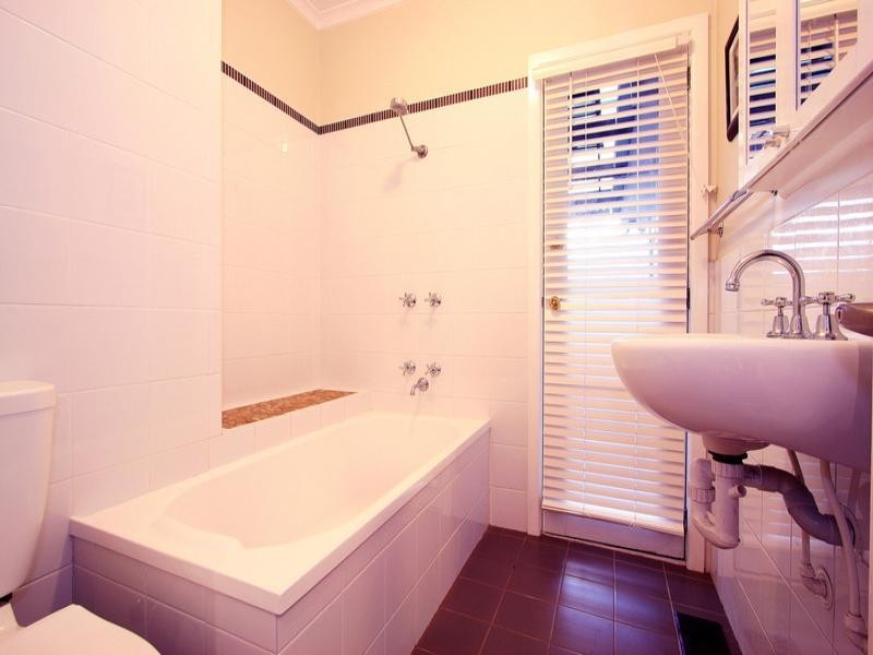 135 Mt Dandenong Road, Ringwood East VIC 3135