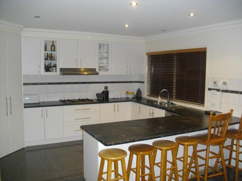 2/61 Mount Dandenong Road, Ringwood East VIC 3135