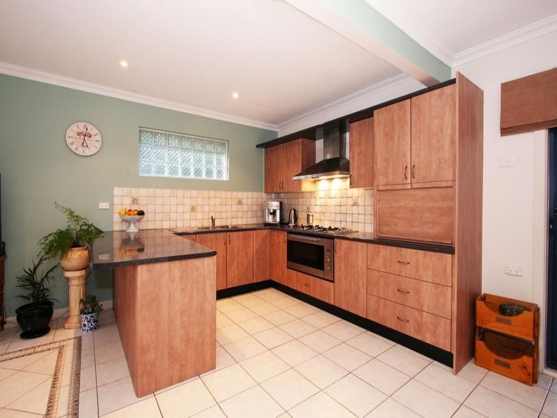 13 Smithdene Avenue, Ringwood East VIC 3135