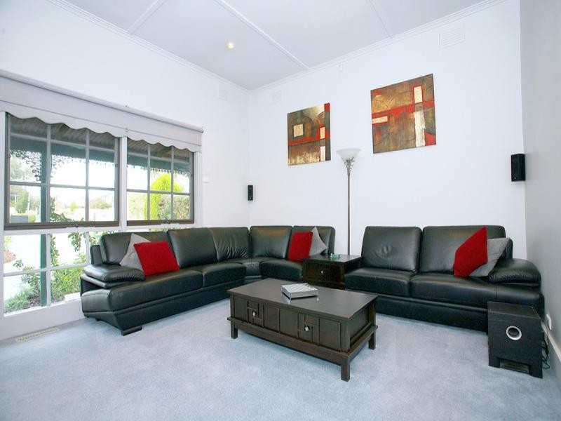 1/34 Birch Street, Bayswater VIC 3153