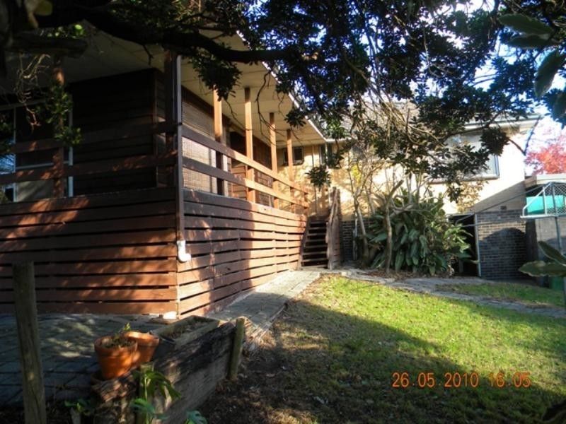 8 Goldsmith Avenue, Ringwood North VIC 3134