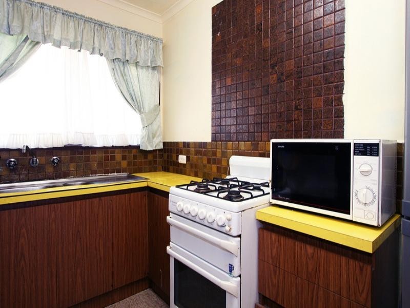 2/92 New Street, Ringwood VIC 3134