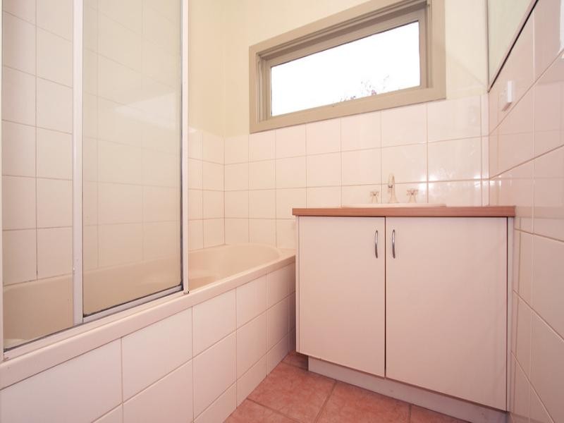 1/4 Oliver Street, Ringwood VIC 3134