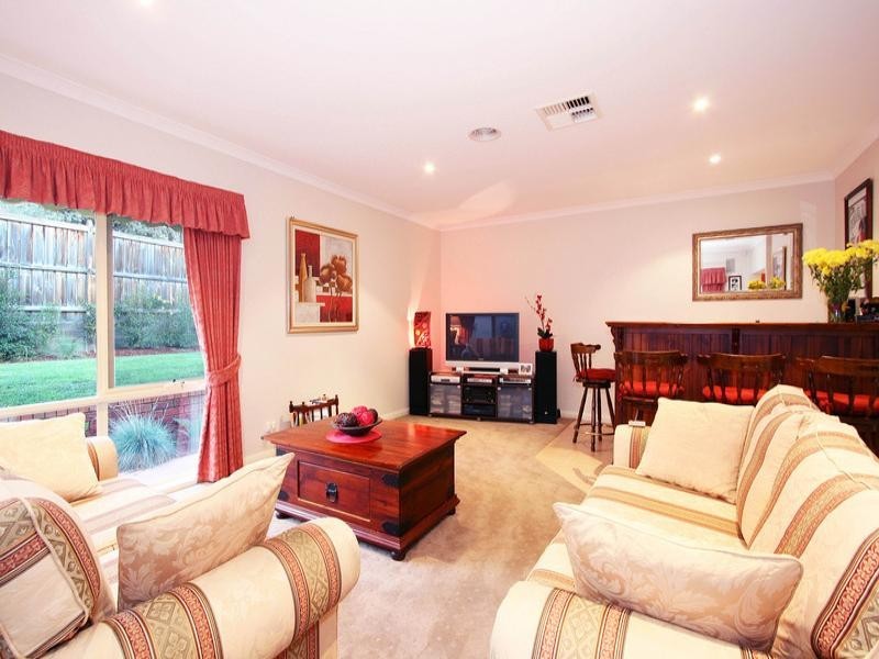 74 Strathfield Parade, Croydon VIC 3136