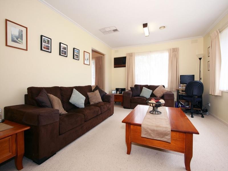 4 Surrey Court, Bayswater VIC 3153