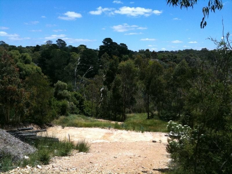 369 Old Warrandyte Road, Ringwood North VIC 3134