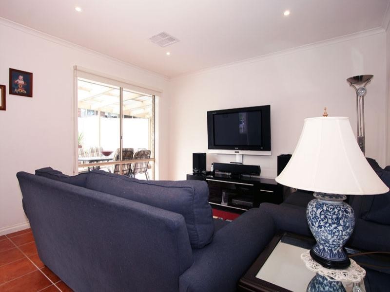 9 Jull Parade, Ringwood North VIC 3134