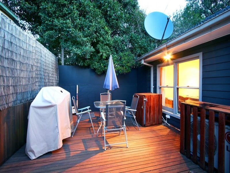 1/107 New Street, Ringwood VIC 3134