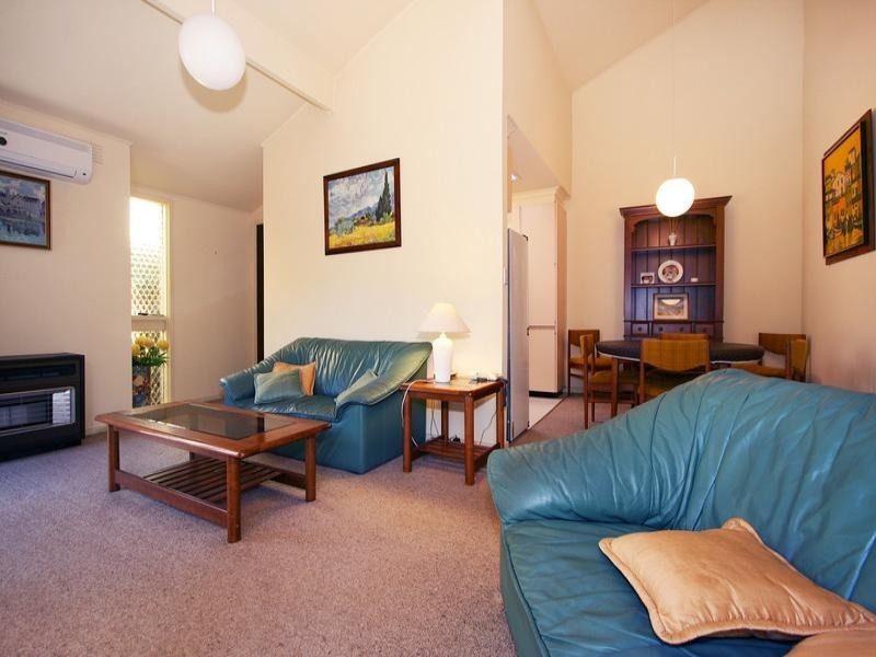 6/4 Illoura Avenue, Ringwood East VIC 3135