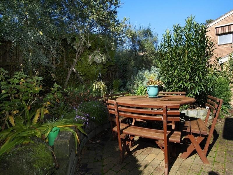 6/4 Illoura Avenue, Ringwood East VIC 3135