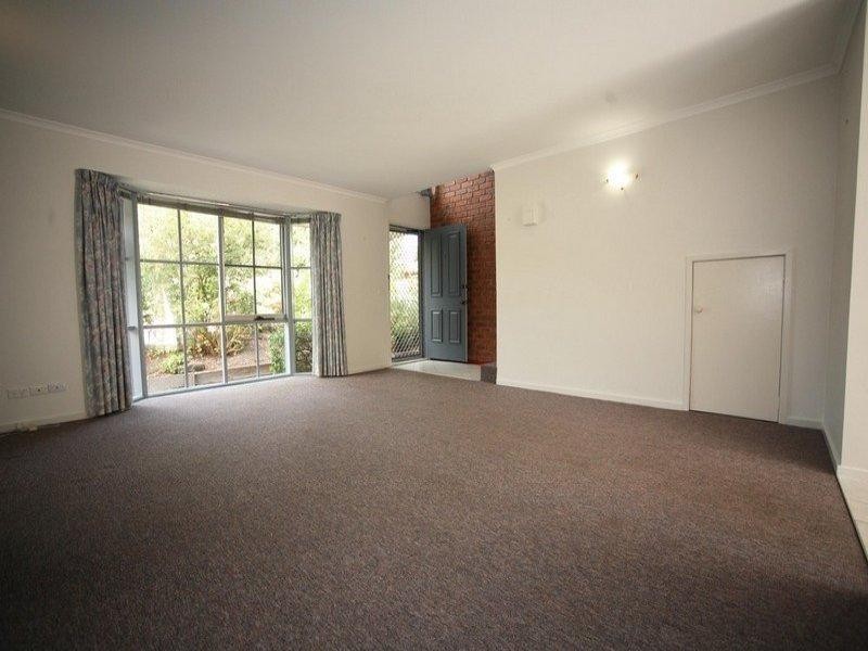 2/12 Sherwood Street, Ringwood East VIC 3135