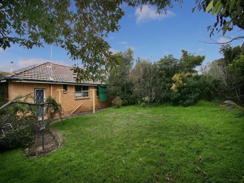 68 Valda Avenue, Mont Albert North VIC 3129