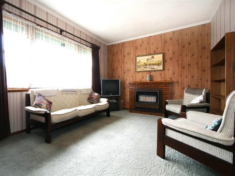 15 Heather Grove, Ringwood VIC 3134