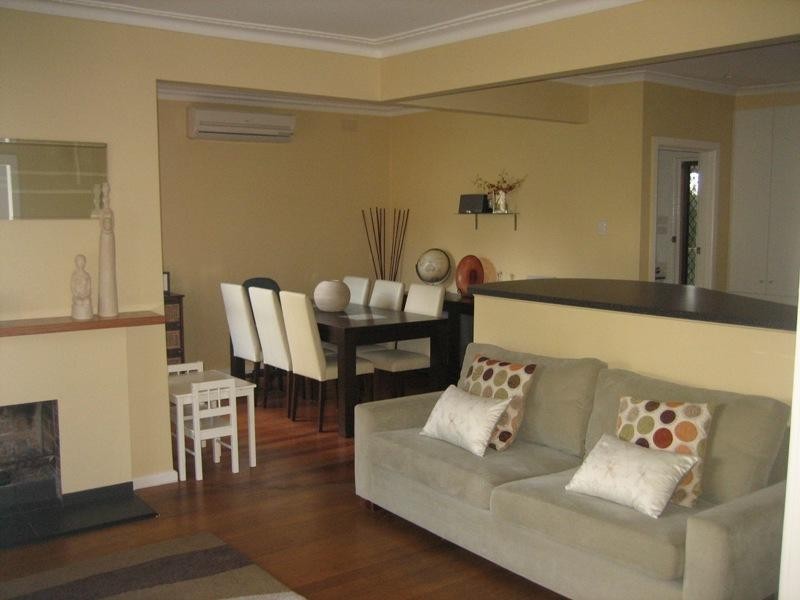 22 Lockhart Road, Ringwood North VIC 3134