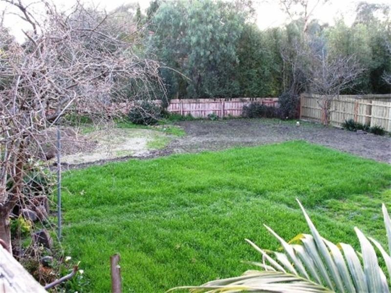 35 St Davids Drive, Wantirna VIC 3152