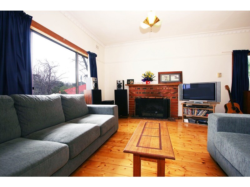 2 Lavender Street, Ringwood VIC 3134