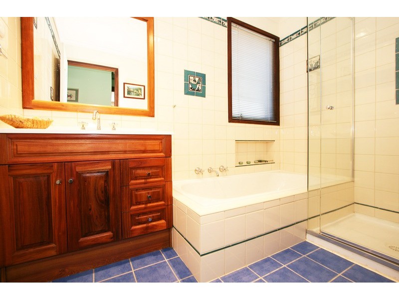 2 Stamford Court, Ringwood North VIC 3134