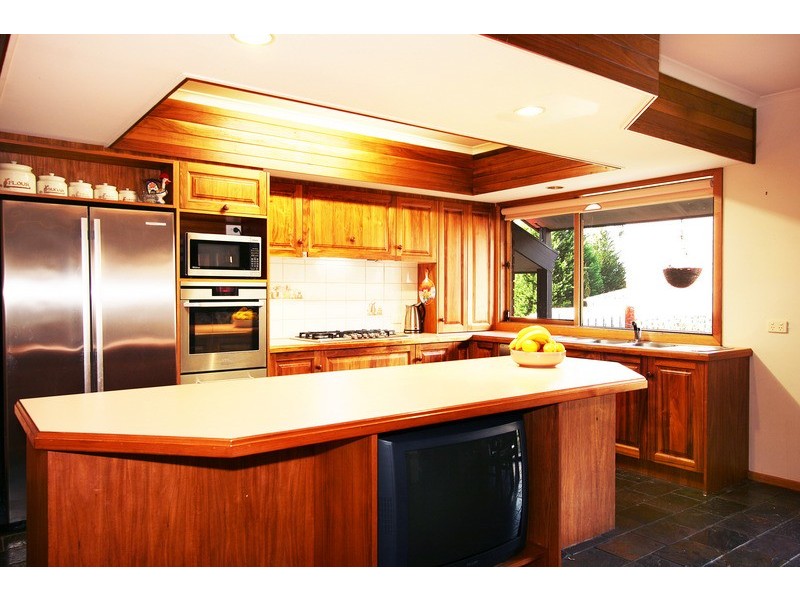 8 O’Neill Way, Warranwood VIC 3134