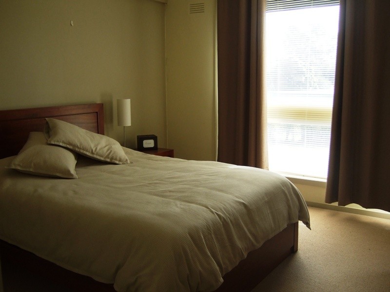 3/4 Pointside Avenue, Bayswater North VIC 3153