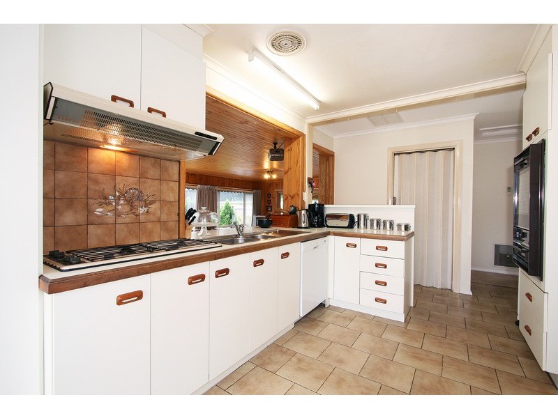 170 Bayswater Road, Croydon South VIC 3136