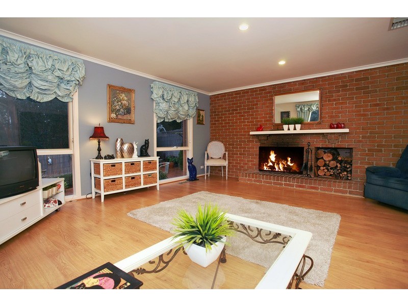 22 Kelly Court, Warranwood VIC 3134