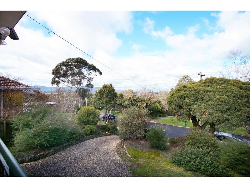 13 The Boulevard, Heathmont VIC 3135