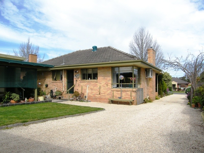 22 Carcoola Road, Ringwood East VIC 3135