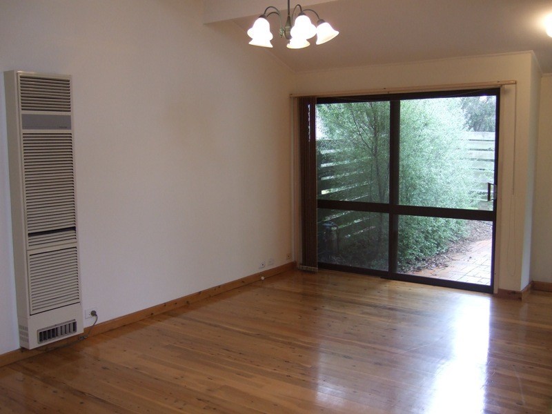 2/4 Illoura Avenue, Ringwood East VIC 3135