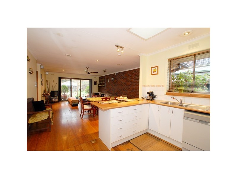 28 Panfield Avenue, Ringwood North VIC 3134