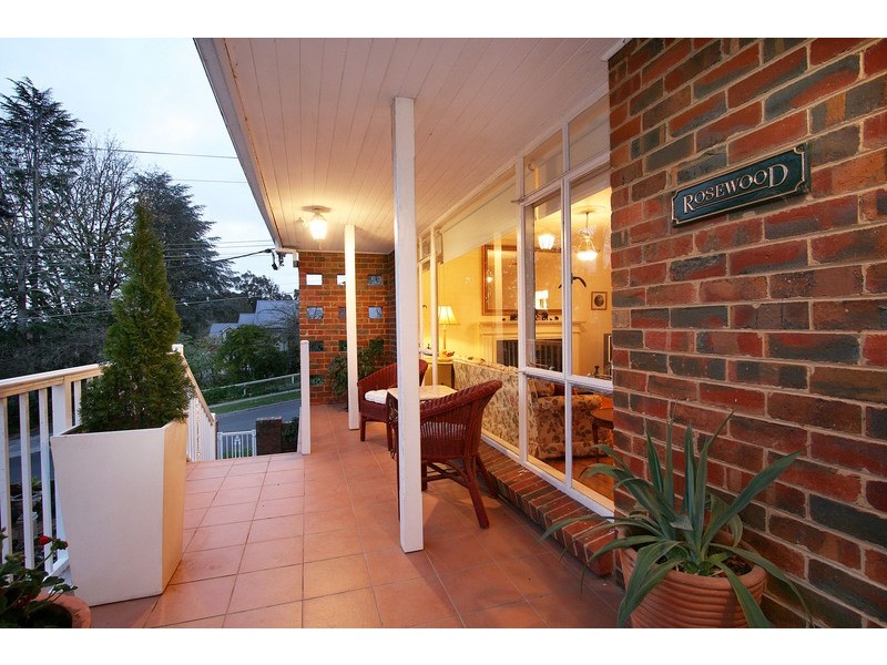 16 Alto Avenue, Croydon VIC 3136