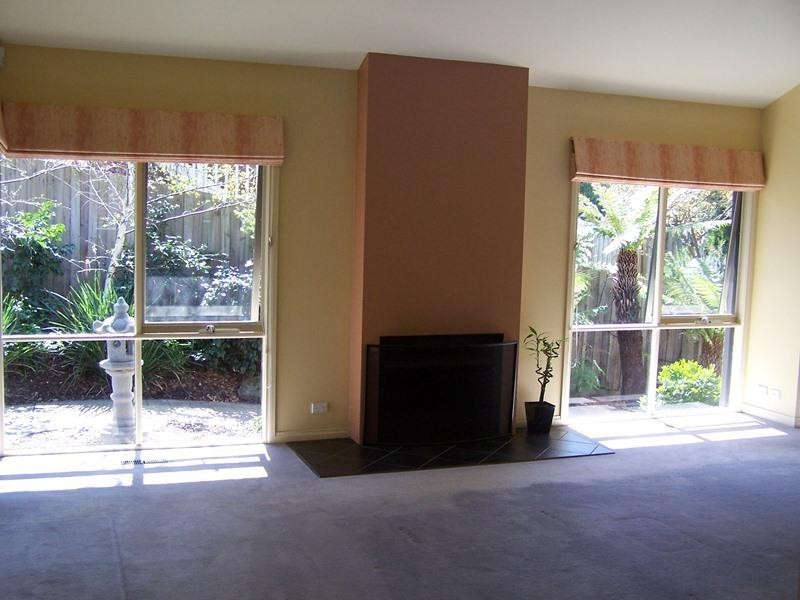 58 Little John Road, Warranwood VIC 3134